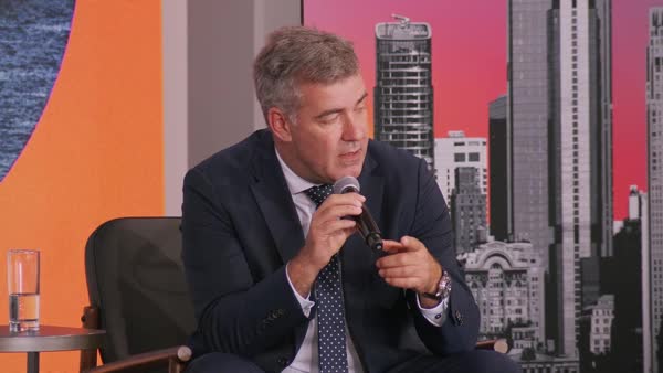 46-Panel---The-challenge-the-tech-and-the-change